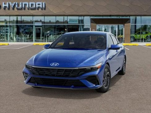 New 2025 Hyundai Elantra Blue image 6