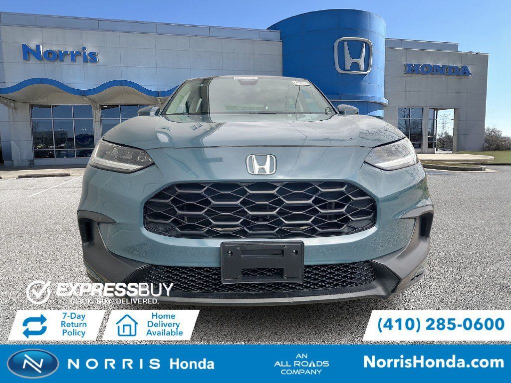 Used 2024 Honda HR-V LX image 1