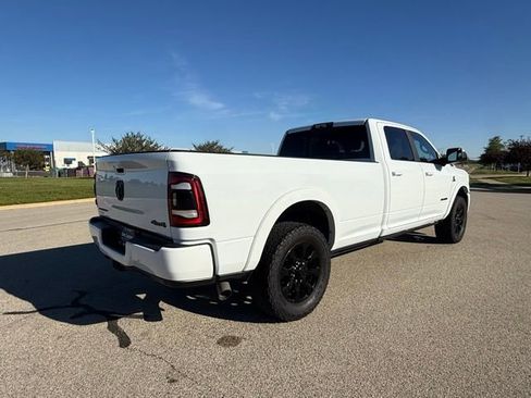 Used 2022 RAM 3500 Limited AWD/4WD image 15
