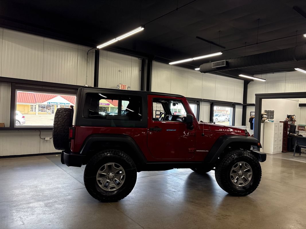 Used 2013 Jeep Wrangler Rubicon w/ PWR Convenience Group AWD/4WD image 13