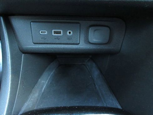 Used 2022 Buick Encore GX Select w/ Sport Touring Package image 30