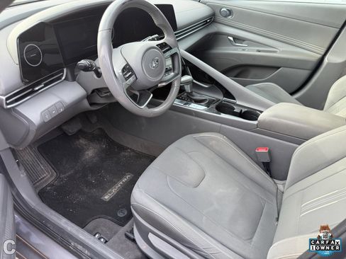 Used 2023 Hyundai Elantra SEL w/ Convenience Package FWD image 14