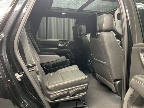 Used 2023 Chevrolet Tahoe Premier AWD/4WD image 11