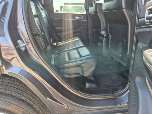 Used 2018 Jeep Grand Cherokee Limited AWD/4WD image 30
