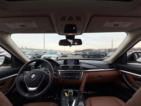 Used 2015 BMW 328i Gran Turismo xDrive image 13