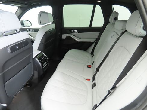 New 2026 BMW X5 sDrive40i w/ Climate Comfort Package image 22