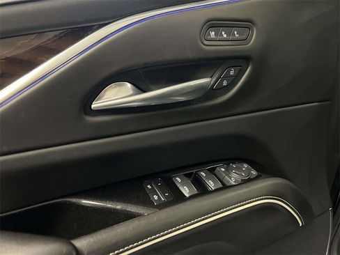 Certified 2021 Cadillac Escalade Premium Luxury Platinum image 14