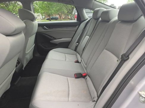 Used 2018 Honda Accord EX image 26