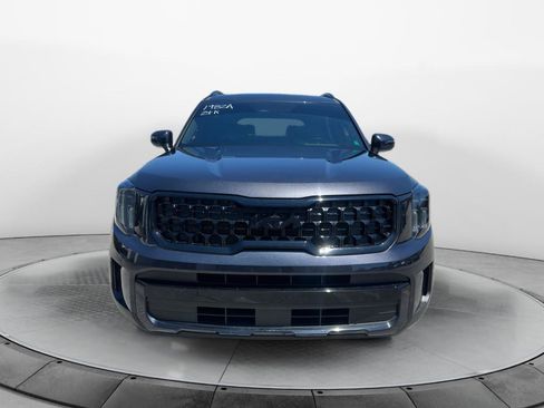 Used 2025 Kia Telluride AWD image 8
