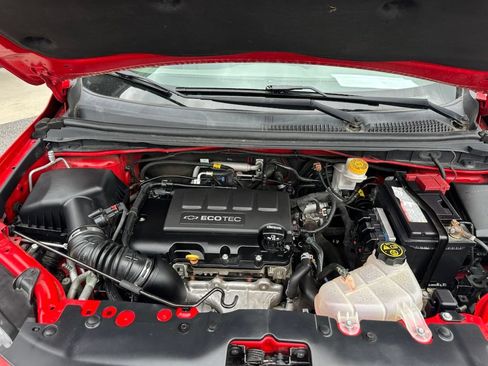 Used 2018 Chevrolet Sonic Premier FWD image 30
