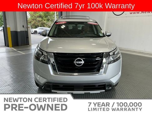 Used 2024 Nissan Pathfinder Platinum w/ Cargo Package FWD image 26