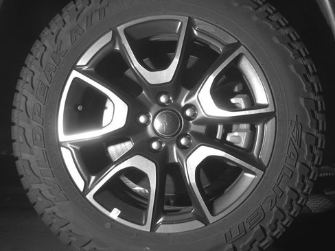 Used 2025 Jeep Compass Trailhawk AWD/4WD image 13