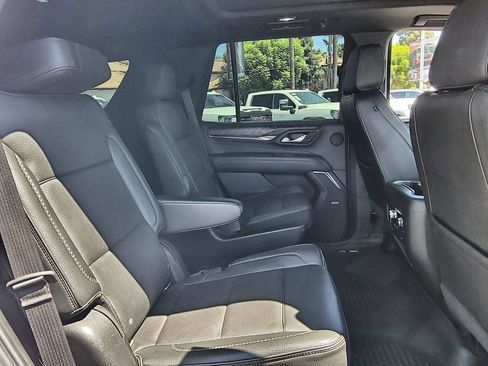 Used 2022 GMC Yukon Denali AWD/4WD image 28