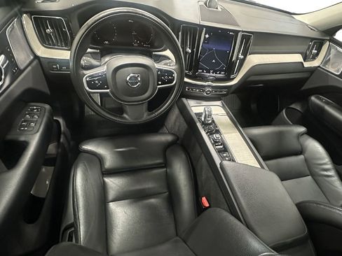 Used 2018 Volvo XC60 T8 Inscription w/ Advanced Package AWD/4WD image 19