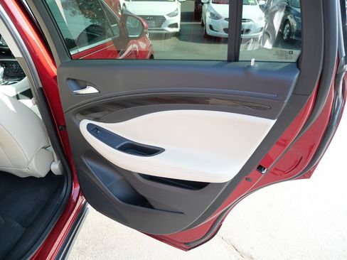 Used 2020 Buick Envision Preferred image 28