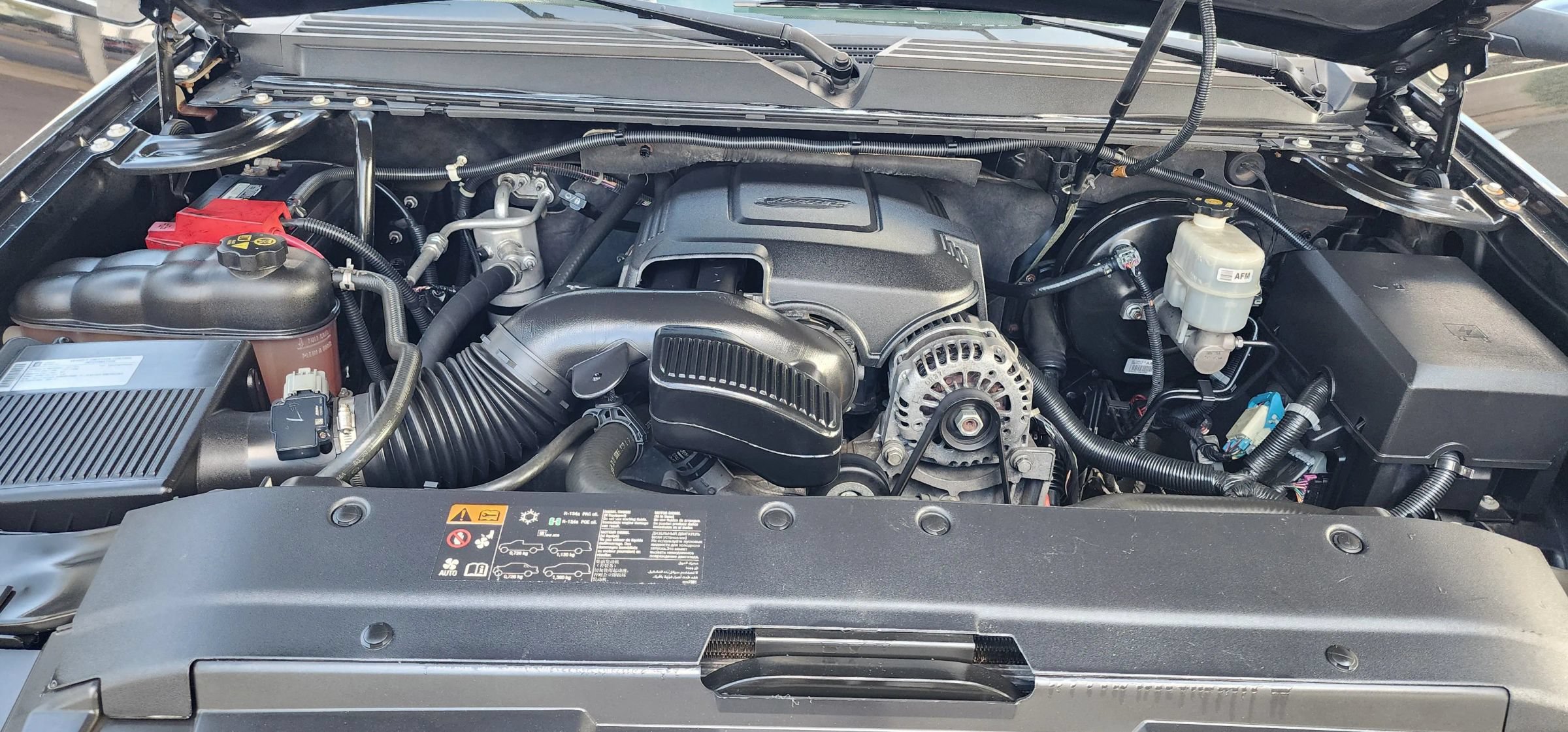 Used 2011 Chevrolet Avalanche LTZ AWD/4WD image 24
