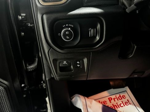 Used 2022 RAM 1500 Sport image 35
