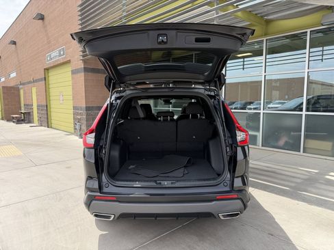 Used 2025 Honda CR-V Sport image 30