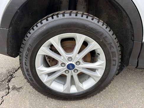 Used 2018 Ford Escape SEL image 28