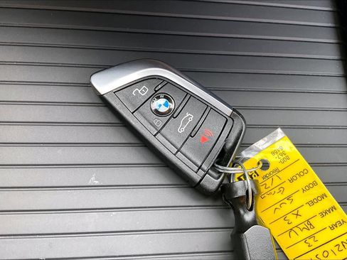 Used 2023 BMW X3 xDrive30i w/ Premium Package w/ZPA AWD/4WD image 15