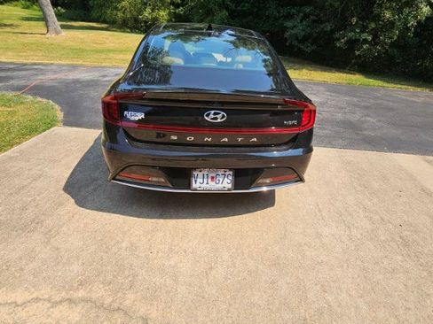 Used 2023 Hyundai Sonata Limited FWD image 4
