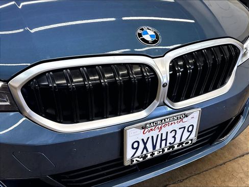Used 2026 BMW 330i Sedan w/ Convenience Package RWD image 32