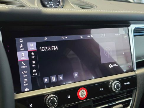 New 2025 Porsche Macan S AWD/4WD image 29