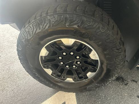 Used 2023 GMC Hummer EV Edition 1 AWD/4WD image 32