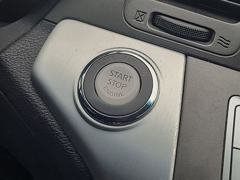 Used 2014 Nissan Murano S image 26