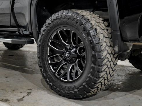 Used 2019 GMC Sierra 1500 SLT image 61