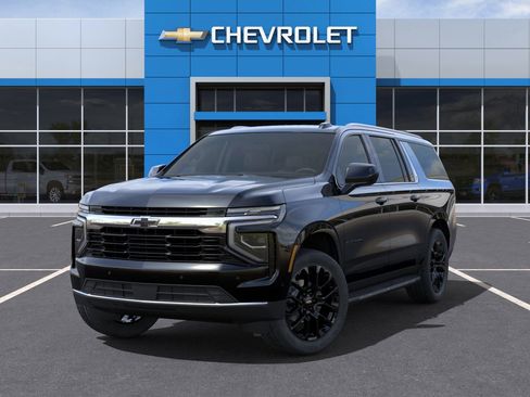 New 2025 Chevrolet Suburban LS image 6
