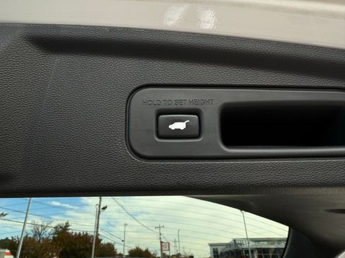 Used 2022 Acura MDX Advance image 30