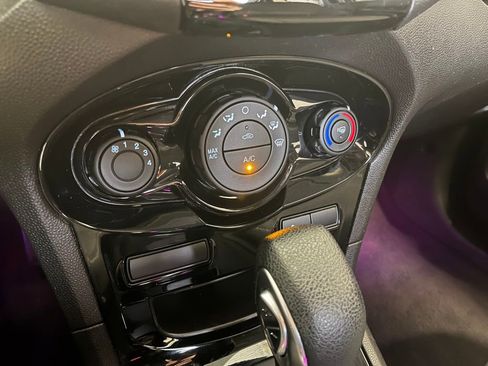 Used 2019 Ford Fiesta SE w/ Equipment Group 201A image 23