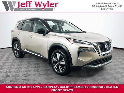 Used 2021 Nissan Rogue SL image 1