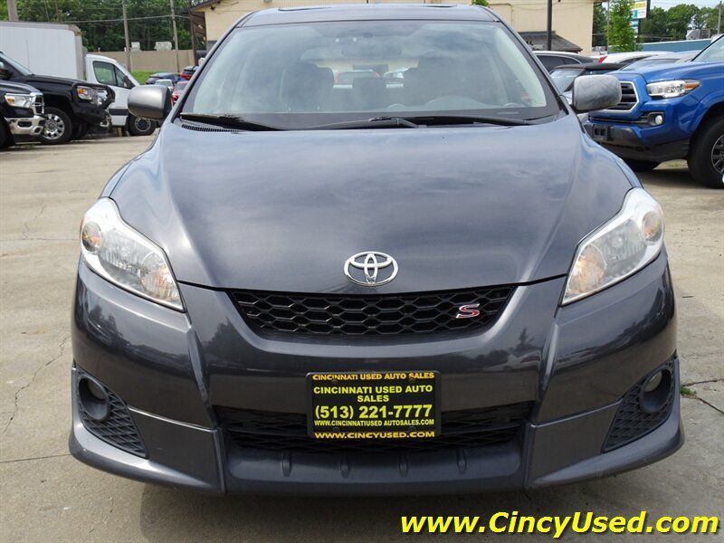 Used 2010 Toyota Matrix S w/ Sport Pkg FWD image 2