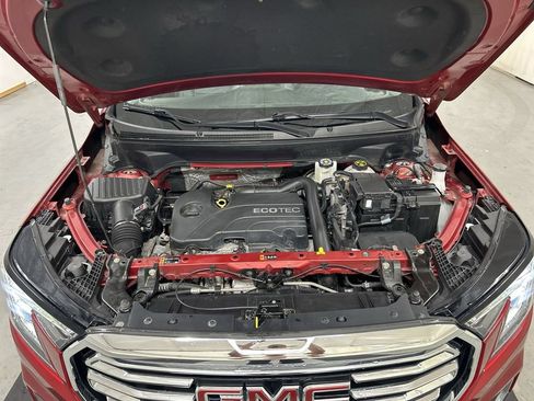 Used 2022 GMC Terrain SLT w/ Infotainment Package II AWD/4WD image 25