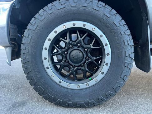 Used 2016 Ford F350 Lariat w/ Chrome Package image 29