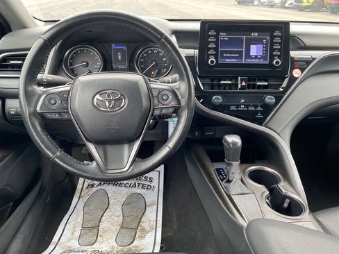 Used 2023 Toyota Camry SE FWD image 7