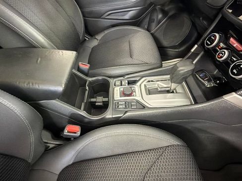 Used 2020 Subaru Forester Premium AWD/4WD image 36