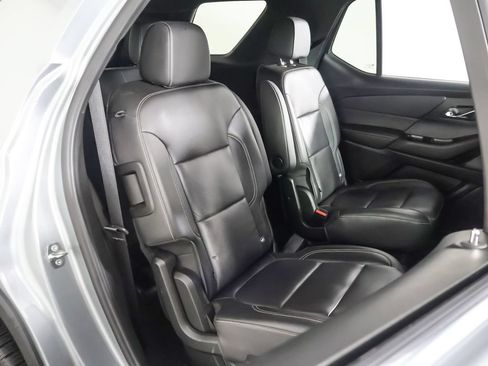 Used 2023 Chevrolet Traverse LT w/ LT Premium Package AWD/4WD image 36