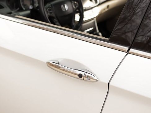 Used 2014 Honda Accord EX-L image 35