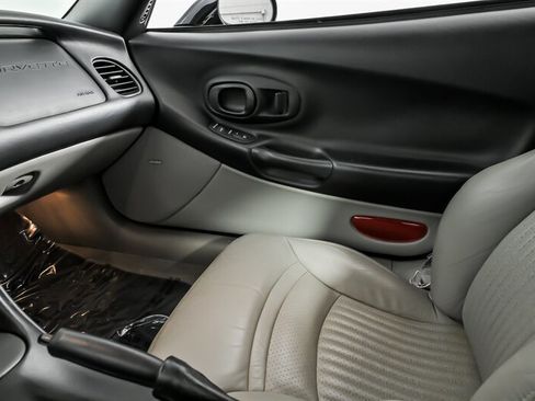 Used 1998 Chevrolet Corvette Convertible image 33