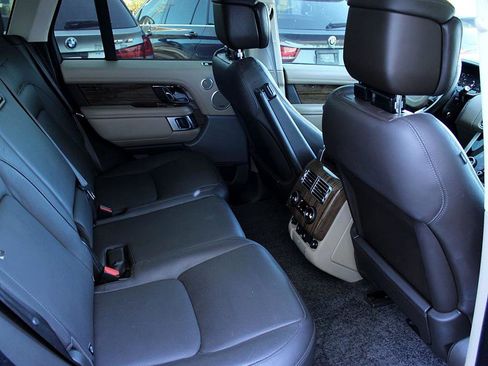 Used 2018 Land Rover Range Rover Supercharged image 22