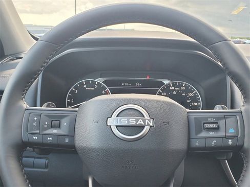 New 2025 Nissan Rogue S image 9