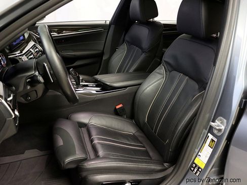 Used 2018 BMW 540i xDrive 540i xDrive image 10