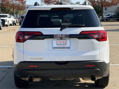 Used 2019 GMC Acadia SLT w/ Black Edition image 5