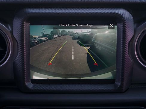 Used 2021 Jeep Wrangler Unlimited Sport image 18