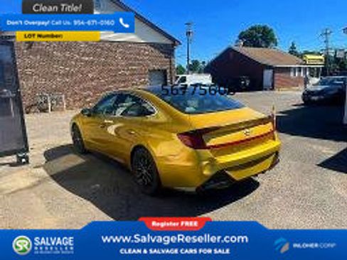 Used 2020 Hyundai Sonata SEL Plus w/ Tech Package FWD image 3