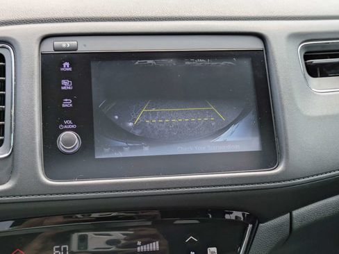 Used 2019 Honda HR-V Touring image 22