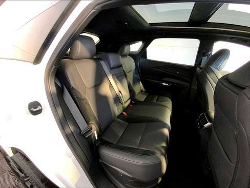 Used 2023 Lexus RX 500h F Sport AWD/4WD image 23